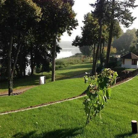 Schoene In Fuerstenberghavel Mit Grill, Terrasse Und Garten Apartman