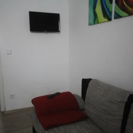 Apartman Schoene In Fuerstenberghavel Mit Grill, Terrasse Und Garten *